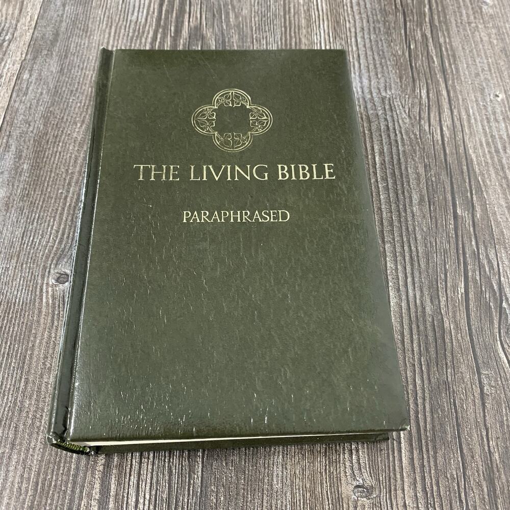 The Living Bible Paraphrased‎ Green Padded Faux Leather 1973 Tyndale Hardcover